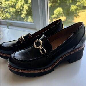 Naturalizer Black Leather Platform Loafers